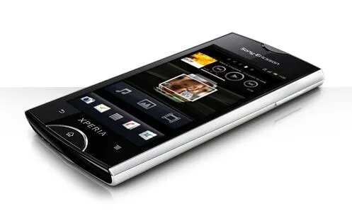 Sony Xperia ray 8,38 cm (3.3") Tek SIM 3G 0,5 GB Beyaz Akıllı Telefon