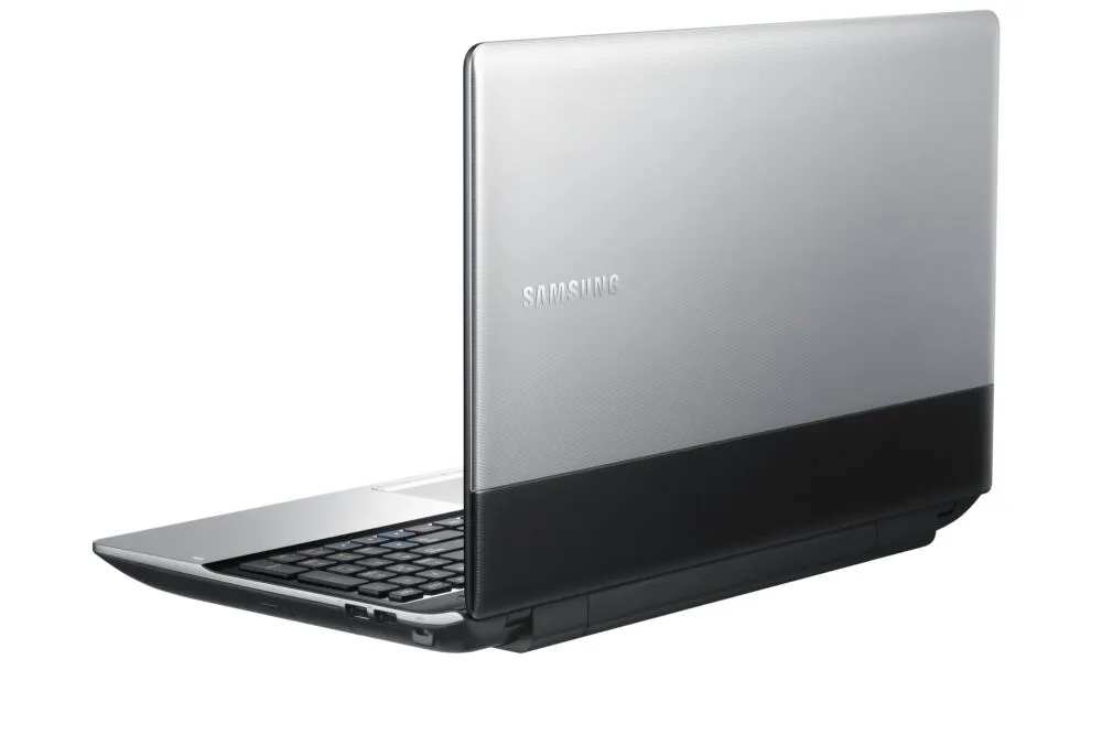 Samsung NP300E5C-S02IT Thumbnail 4