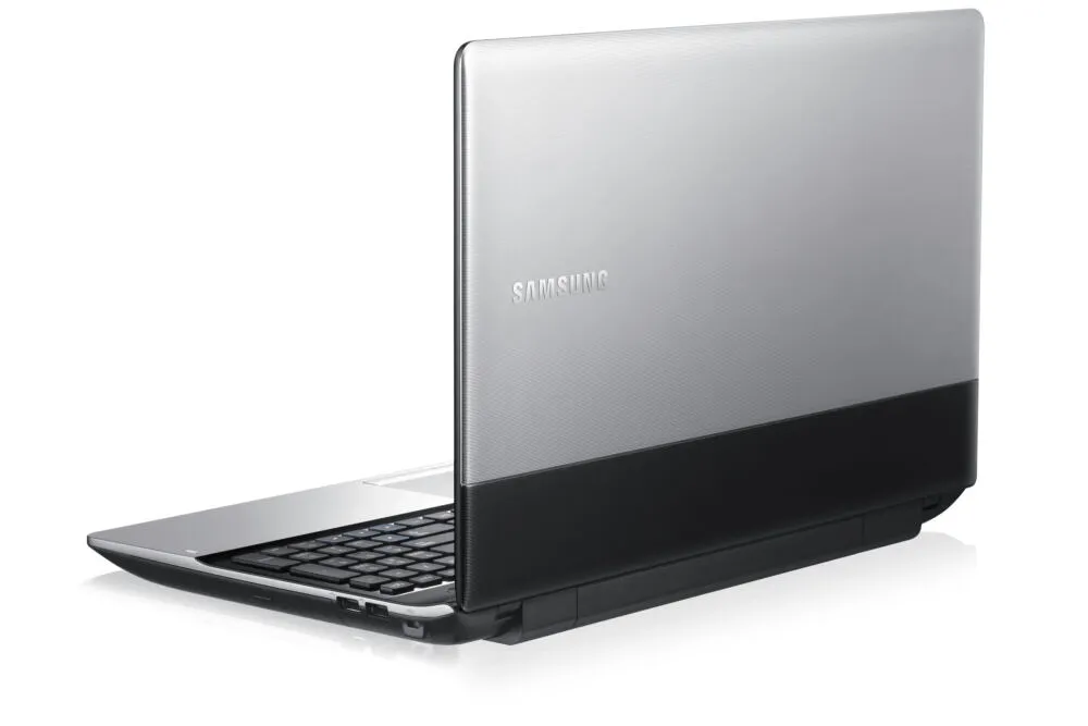 Samsung NP300E5C-S08IT Thumbnail 5