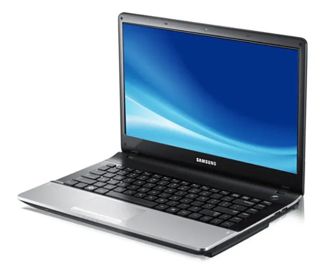 Samsung 3 NP300E4X (NP300E4X-A06VN) Laptop Thumbnail 1