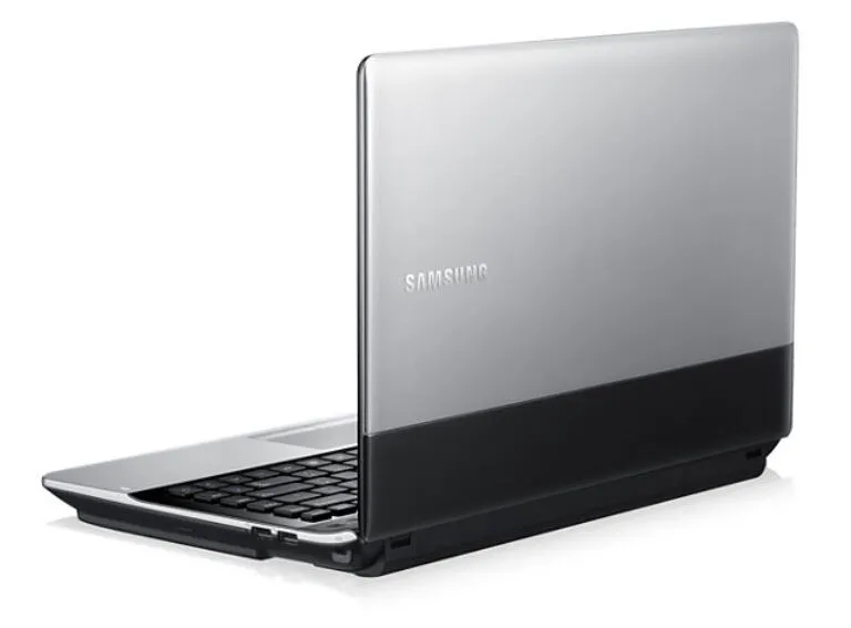 Samsung 3 NP300E4X (NP300E4X-A06VN) Laptop Thumbnail 5