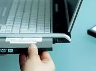 Fujitsu LIFEBOOK E8420 (VFY:E8420MF035CH) Thumbnail 2