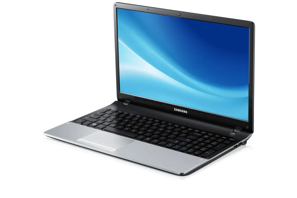 Samsung NP300E5C-S08DE Thumbnail 1