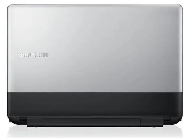 Samsung NP300E5C-A02IT Laptop Thumbnail 8