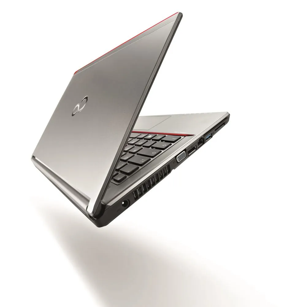 Fujitsu LIFEBOOK E734 Laptop