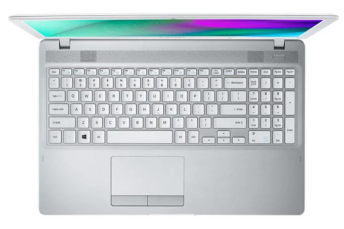 Samsung NT500R5K-K58D Laptop Thumbnail 4