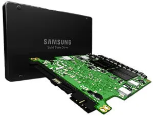Samsung PM1633 960 GB 2.5" SAS TLC SSD SSD Diskle