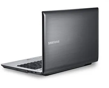Samsung Q Q330-JS02 (NP-Q330-JS02SE) Laptop Thumbnail 3