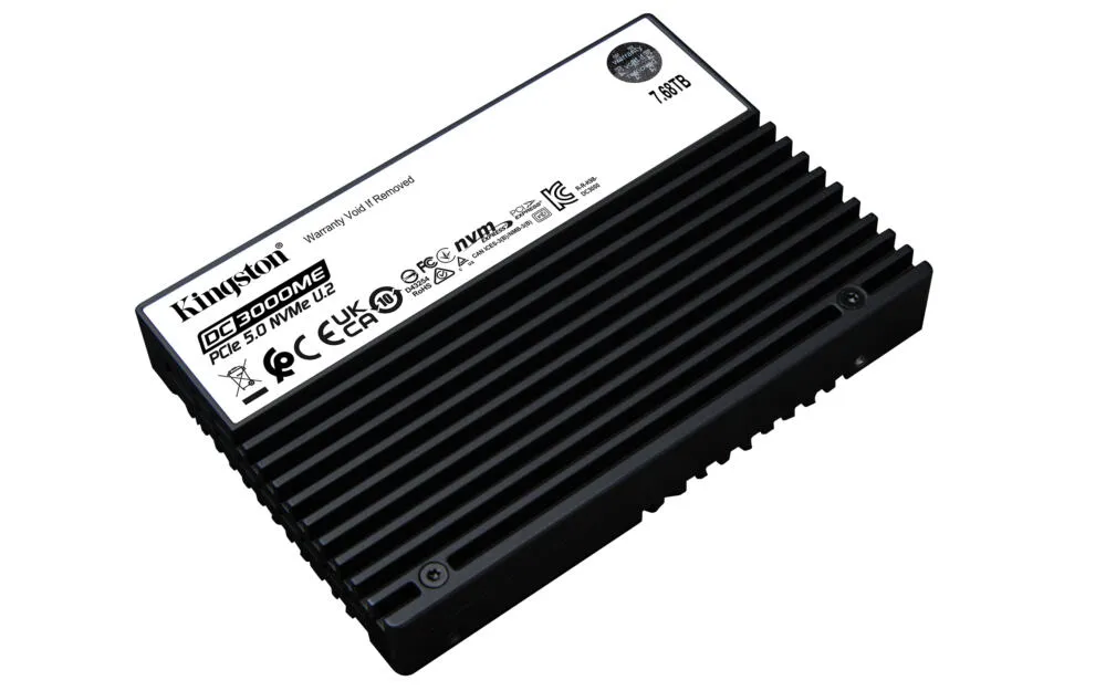 Kingston Technology DC3000ME SEDC3000ME/7T6 Gen5 7.68 TB NVMe SSD Thumbnail 3