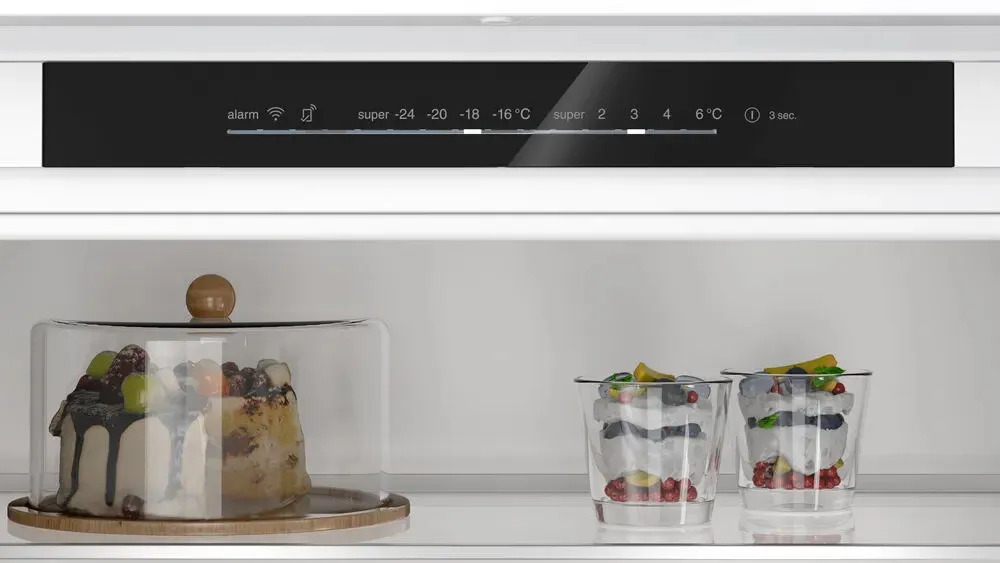 Siemens iQ100 KB96NNSE0 donduruculu buz dolabı Ankastre 383 l Beyaz Thumbnail 1