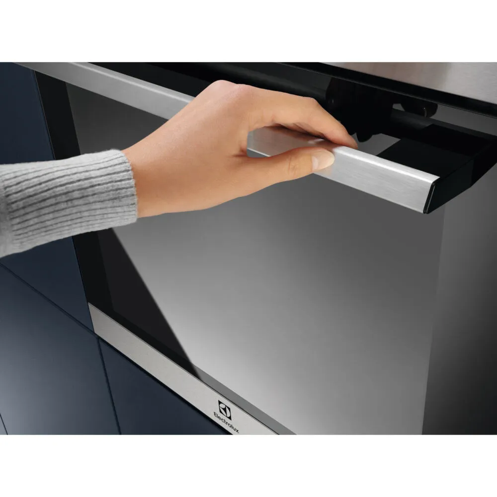 Electrolux COB400X 949 496 675 72 Litre Ankastre Fırın Thumbnail 4