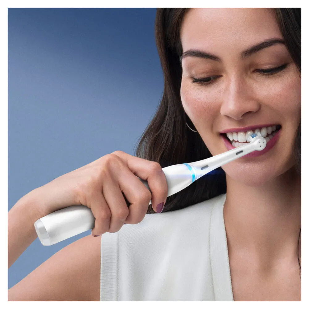 Oral-B iO ORAIO8Wh Yetişkin Beyaz Thumbnail 3