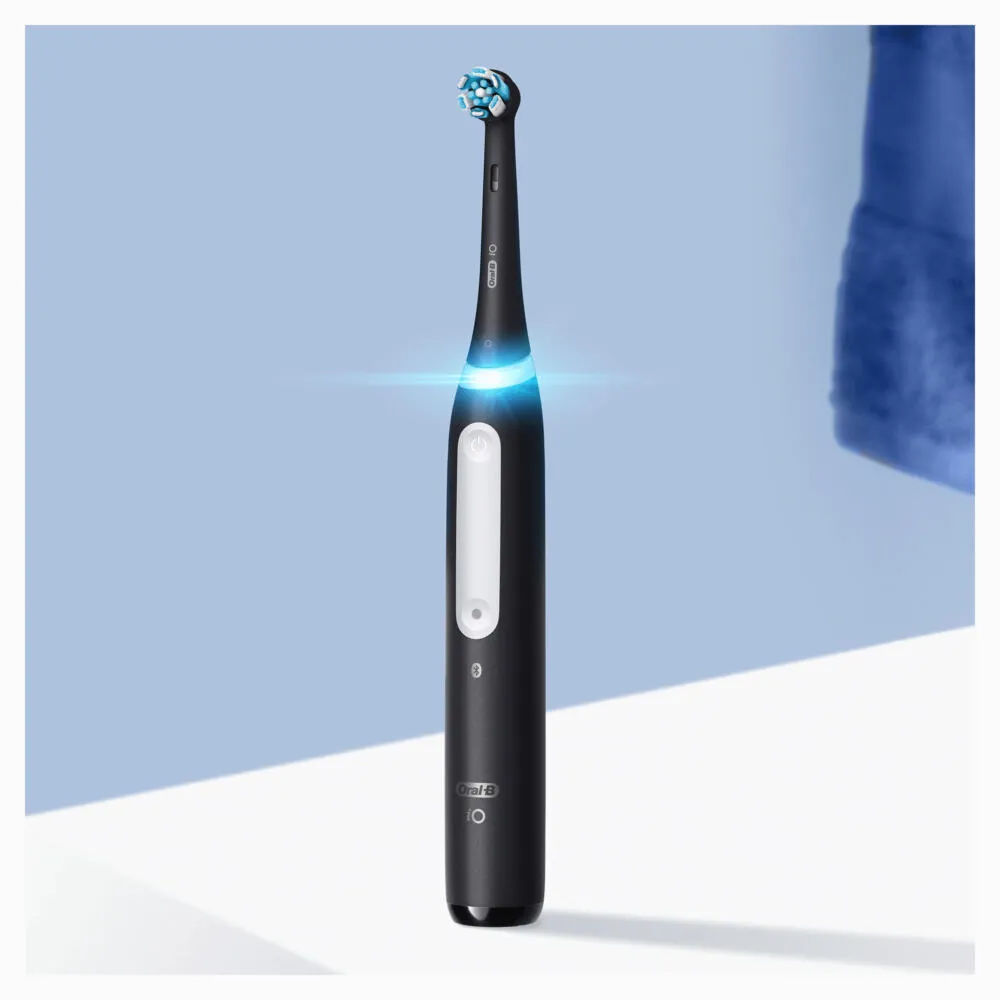 Oral-B iO 4S Yetişkin Titreşimli diş fırçası Siyah Thumbnail 3