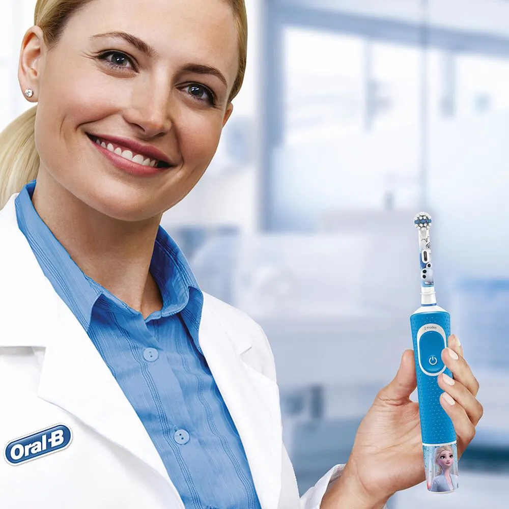 Oral-B Kids Çocuklar İçin Şarj Edilebilir Diş Fırçası Frozen + Seyahat Kabı Thumbnail 7