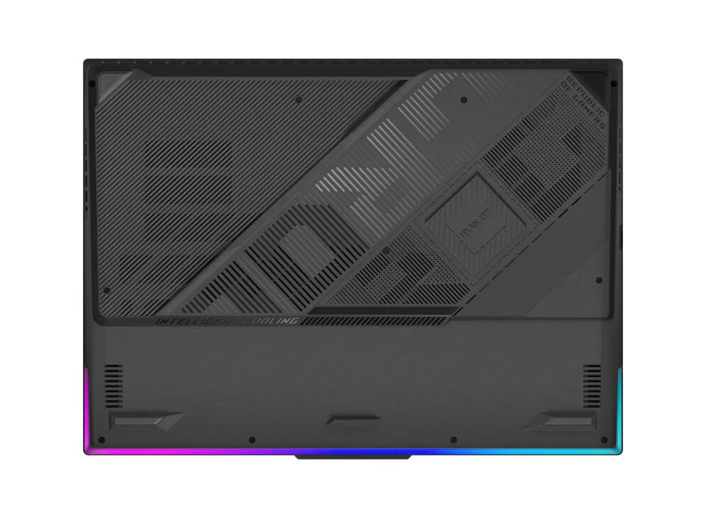 ASUS ROG Strix G18 G814JI-N6062W-GAMING Thumbnail 6