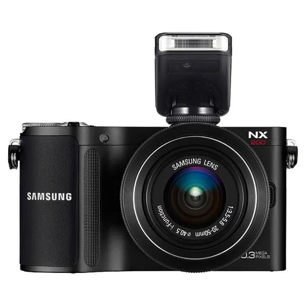 Samsung NX200 + 18-55mm EV-NX200ZBSBNL Thumbnail 1