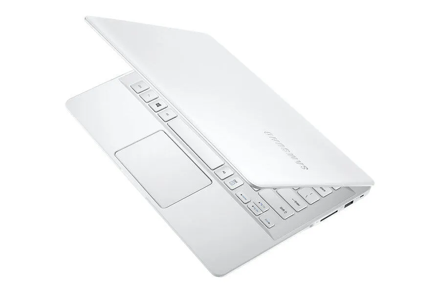 Samsung NT910S3K-K25W Laptop Thumbnail 9