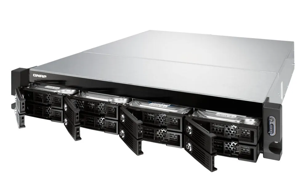 QNAP TVS-871U-RP 4 GB TVS-871U-RP-I3-4G/32TB-IW Thumbnail 3