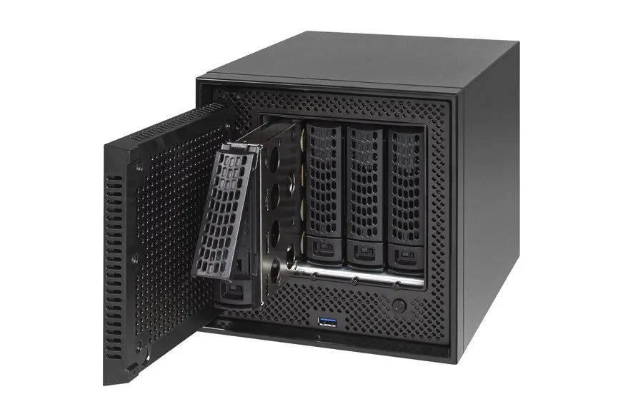 NETGEAR ReadyNAS 524X 4 GB RN524XD6-100NES Thumbnail 1