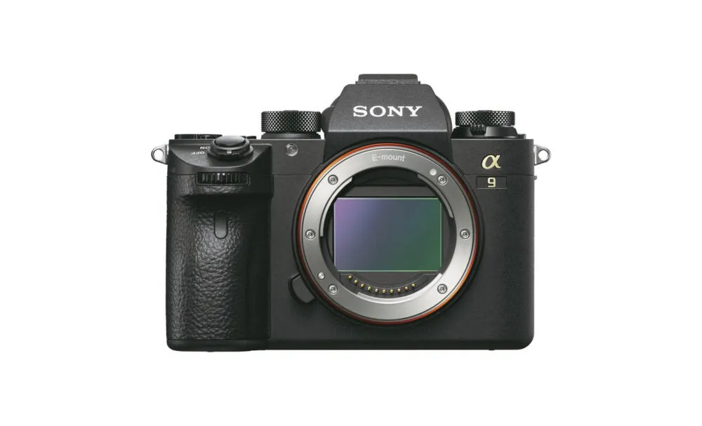 Sony α 9 + FE 24-70 mm F2.8 GM MILC 24,2 MP CMOS 6000 x 4000 Piksel Siyah Digital Kame
