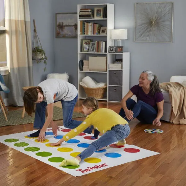 Hasbro Gaming Twister Hasbro 653569759638 Thumbnail 14