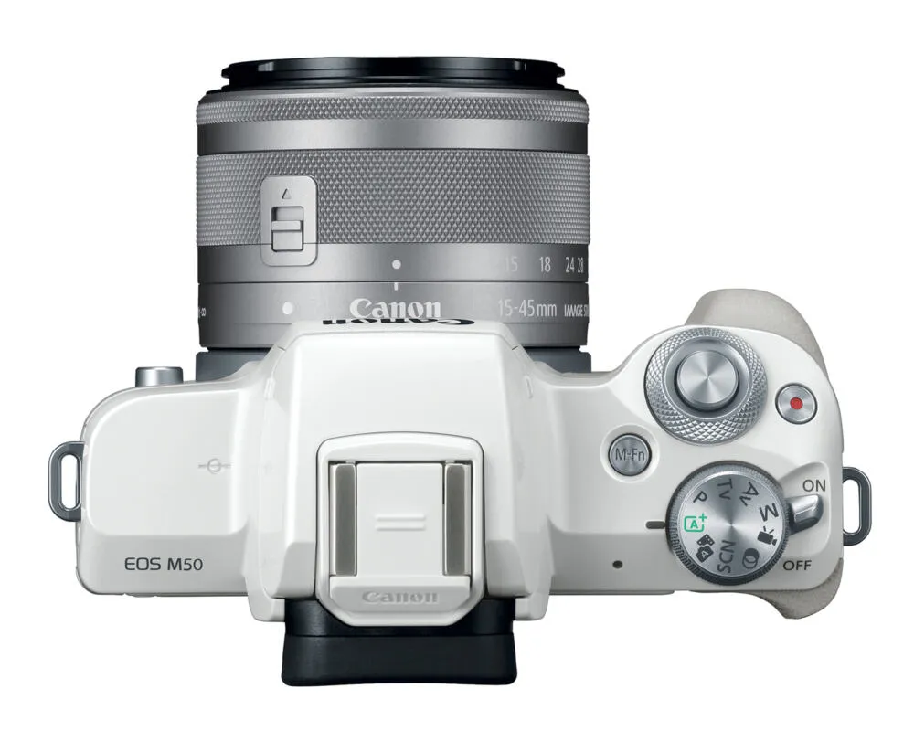 Canon M50 + EF-M 15-45mm f/3.5-6.3 IS STM + EF-M 22mm f/2 STM 4549292109566 Thumbnail 4