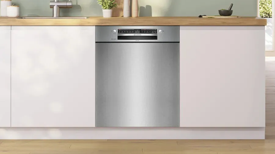 Bosch Serie 4 SMU4EBS03D bulaşık makinesi Solo 13 kişilik Thumbnail 1
