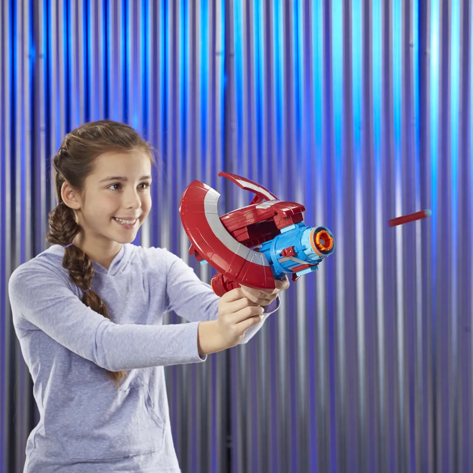 Hasbro Marvel Avengers: Infinity War Nerf Captain America Assembler Gear Thumbnail 6