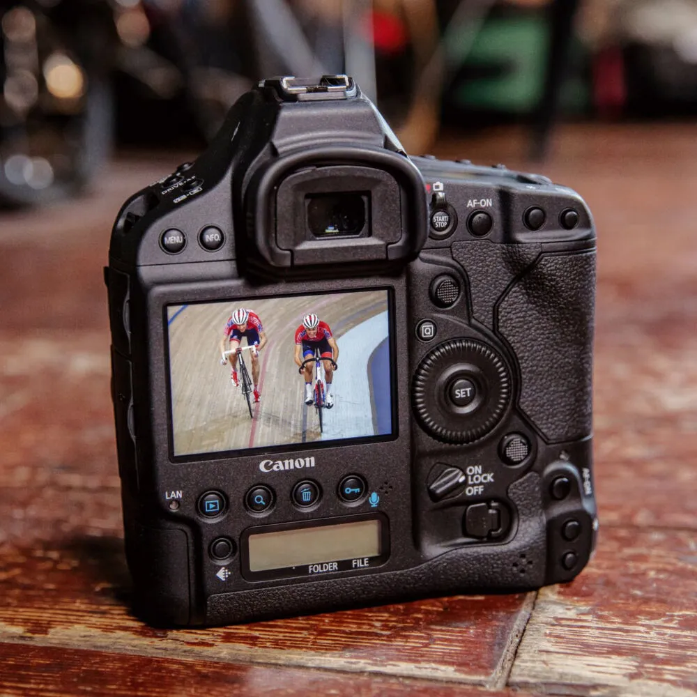 Canon 1D X Mark II 0931C009 Thumbnail 9