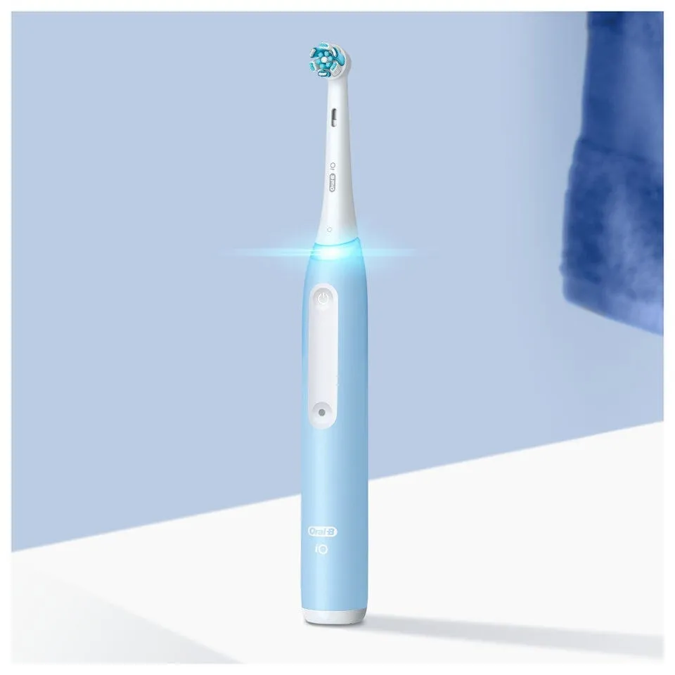 Oral-B iO Series 3 Yetişkin Döner-titreşimli diş fırçası Mavi Thumbnail 1