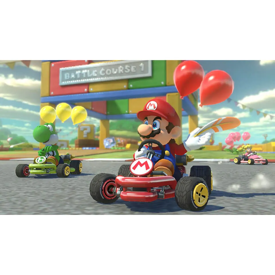Nintendo Mario Kart 8 Deluxe 10007476 Thumbnail 2