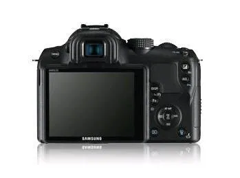 Samsung 11 + 18-55mm EV-NX11ZZBABDK Thumbnail 4