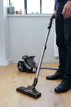 Rowenta Compact Power XXL RO4886EA 550 W 2.5 L Toz Torbasız Süpürge Thumbnail 6