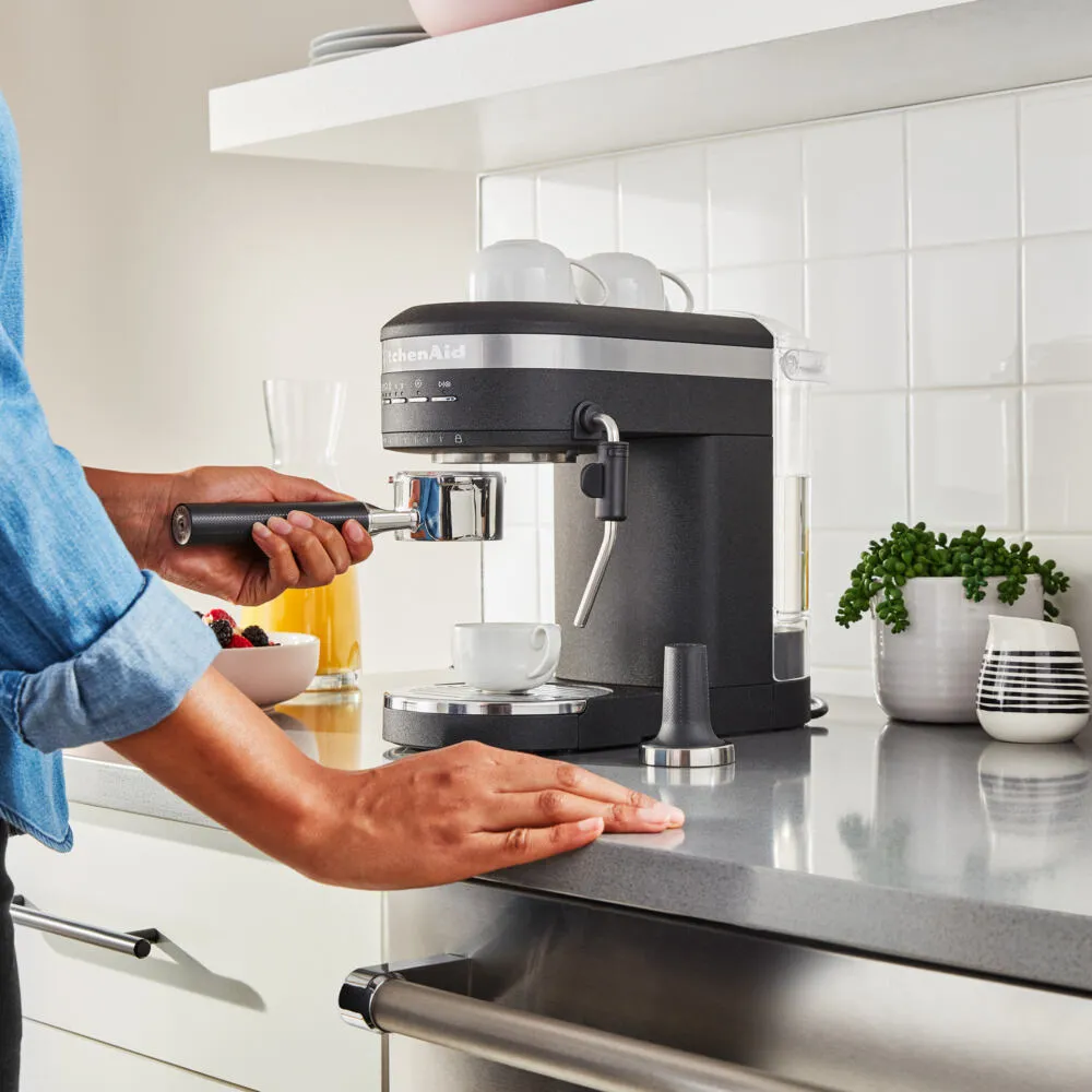 KitchenAid 5KES6503BBK Tam Otomatik 1.4 L Espresso Makinesi Thumbnail 4