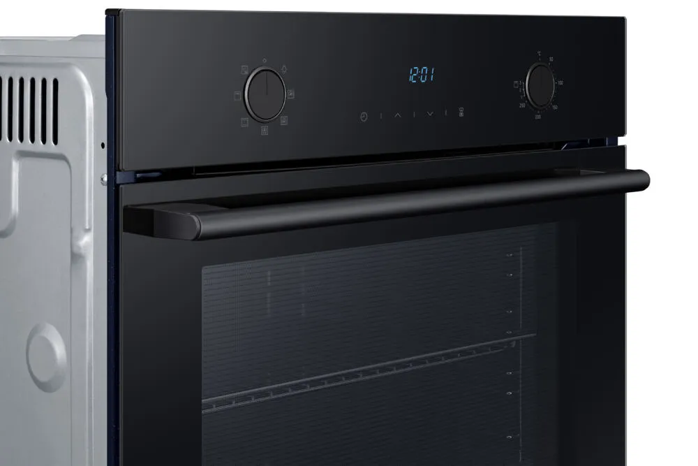Samsung Series 3 NV68A1140BK/EU 68 Litre Ankastre Fırın Thumbnail 3