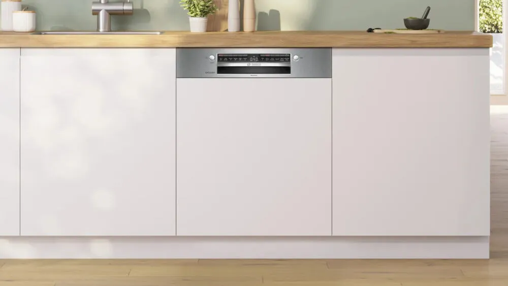 Bosch Serie 4 SMI4EBS03D bulaşık makinesi Solo 13 kişilik Thumbnail 1