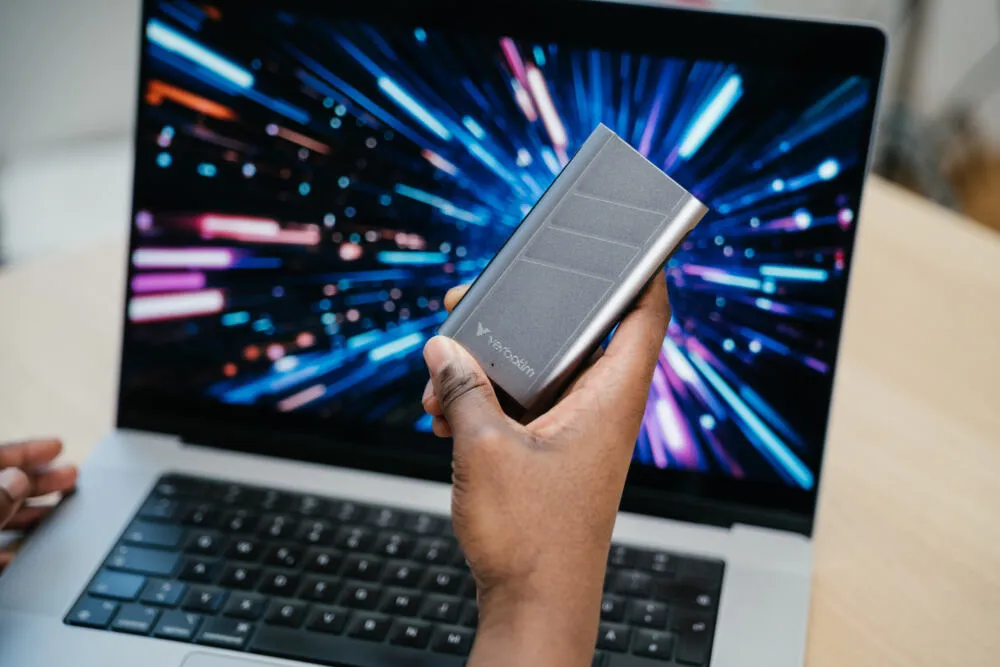 Verbatim TurboMetal USB4 32022 2 TB SSD Thumbnail 1