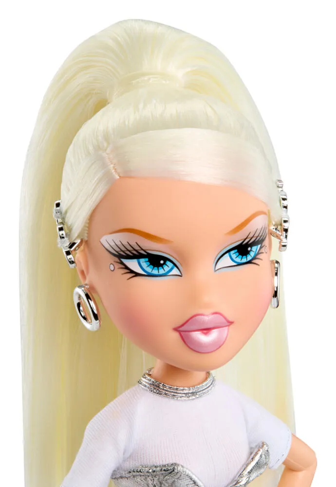 Bratz Charmz Doll- Cloe 599333 Thumbnail 13