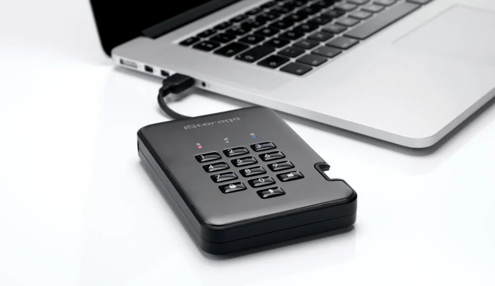iStorage diskAshur PRO2 4 TB IS-DAP2-256-4000-C-X USB 3.2 Harici Hard Disk Thumbnail 9