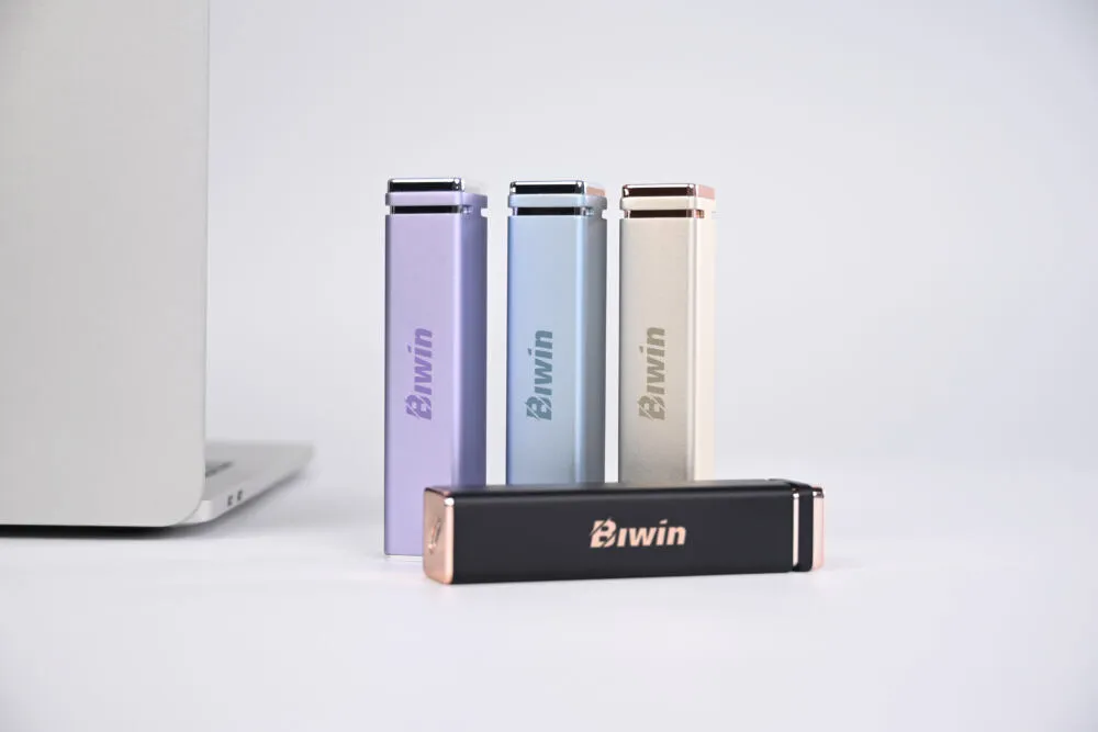 Biwin PD2000 BPD200004TB-RGX 4 TB SSD Thumbnail 1