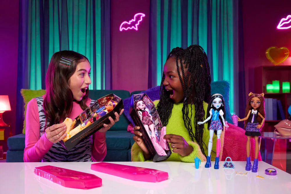 Monster High JBG85 oyuncak bebek Thumbnail 2