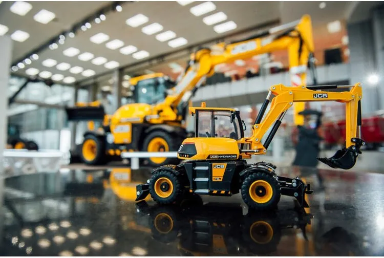 Tomy JCB Hydradig 43178 Oyuncak Araç Thumbnail 5