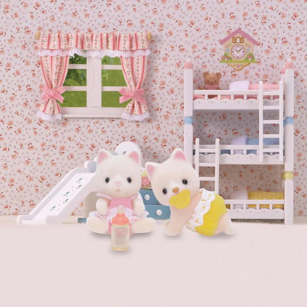 Sylvanian Families 5082 4 Parça Oyuncak Figür Thumbnail 1