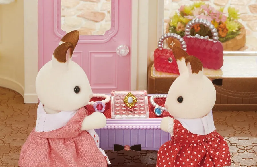 Sylvanian Families 6001 Oyuncak Figür Thumbnail 1
