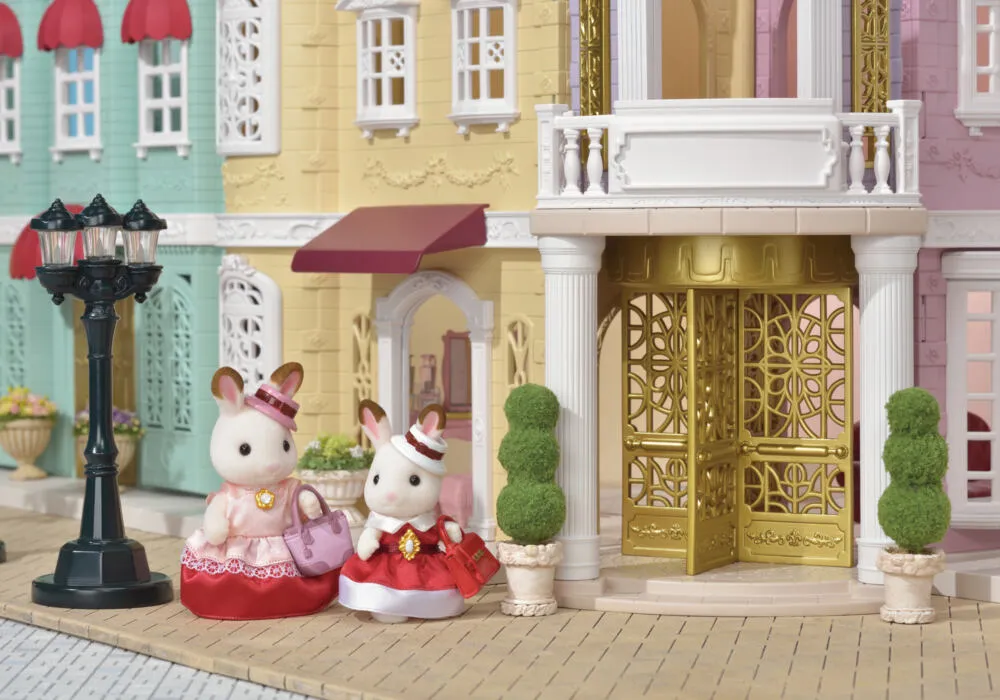 Sylvanian Families 6001 Oyuncak Figür Thumbnail 5