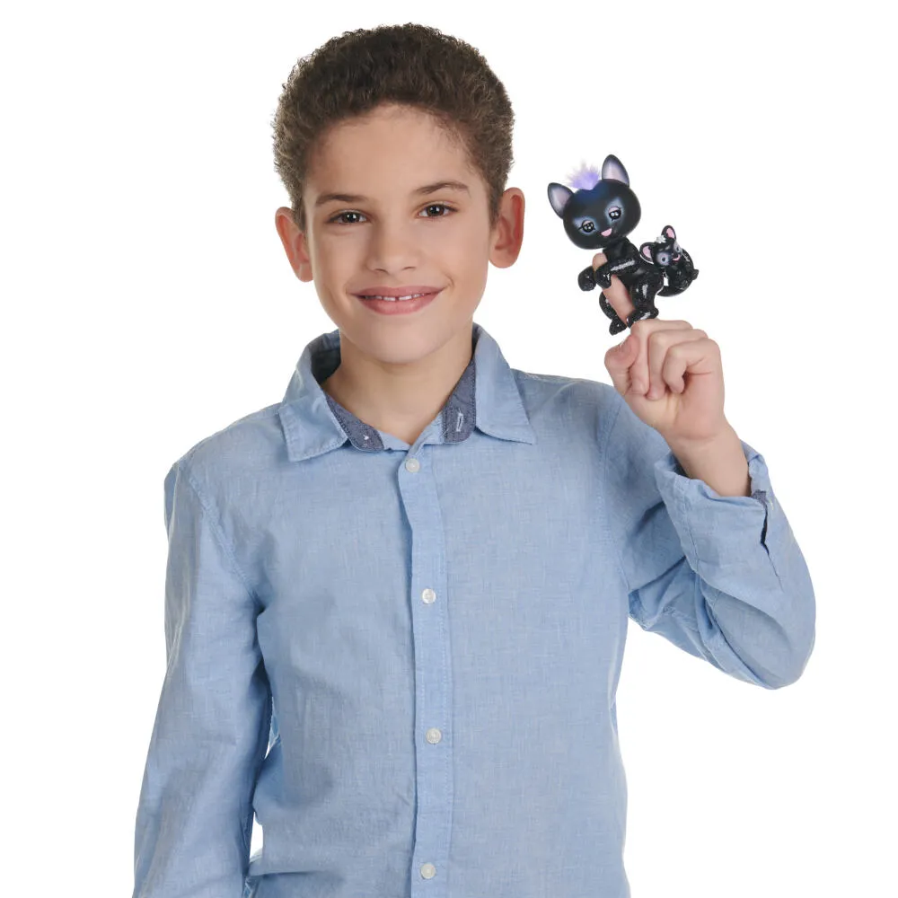 WowWee Fingerlings Baby Black Panther- Twilight Thumbnail 3