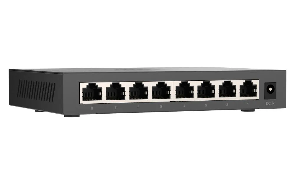 QNAP QSW-1108-8T-R2 Thumbnail 2
