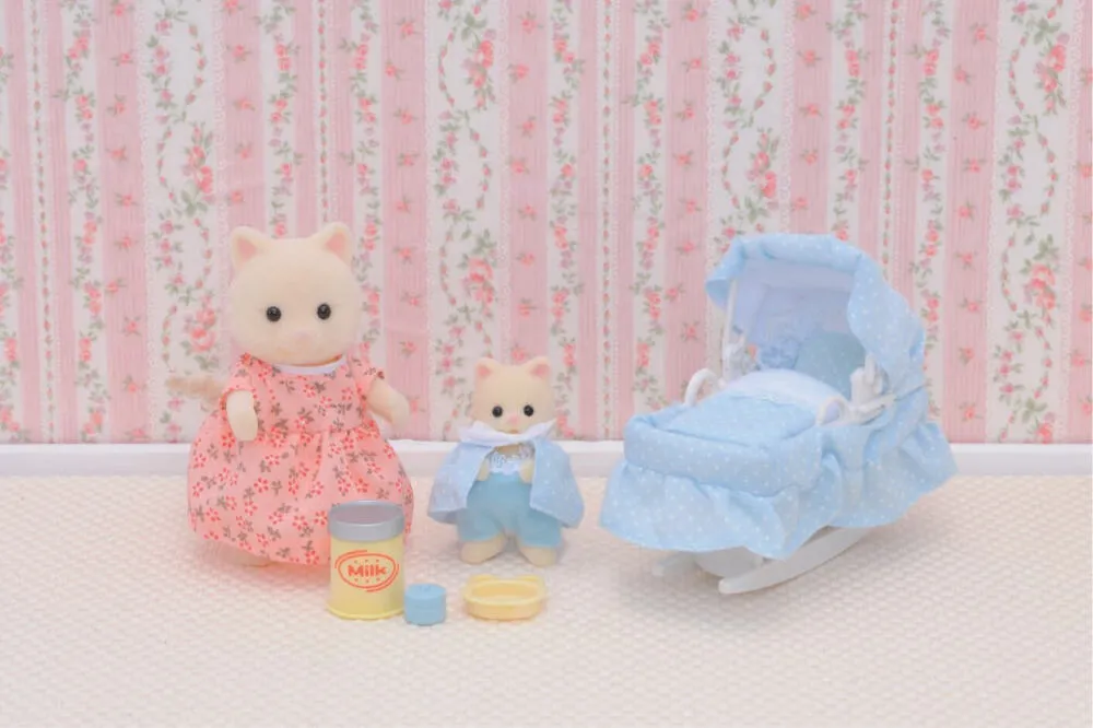 Sylvanian Families 5433 8 Parça Oyuncak Bebek Thumbnail 12