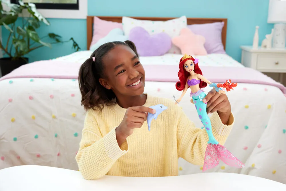 Mattel Disney Princess JFC39 Oyuncak Bebek Thumbnail 2