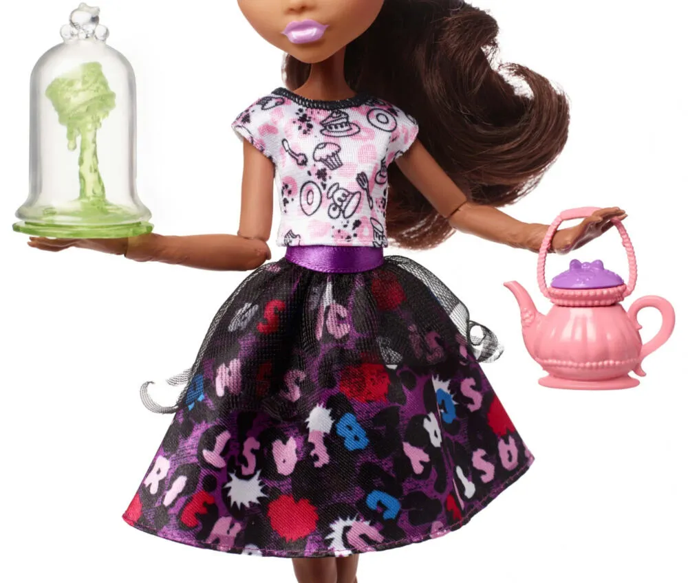 Mattel FRG39 Oyuncak Bebek Thumbnail 11